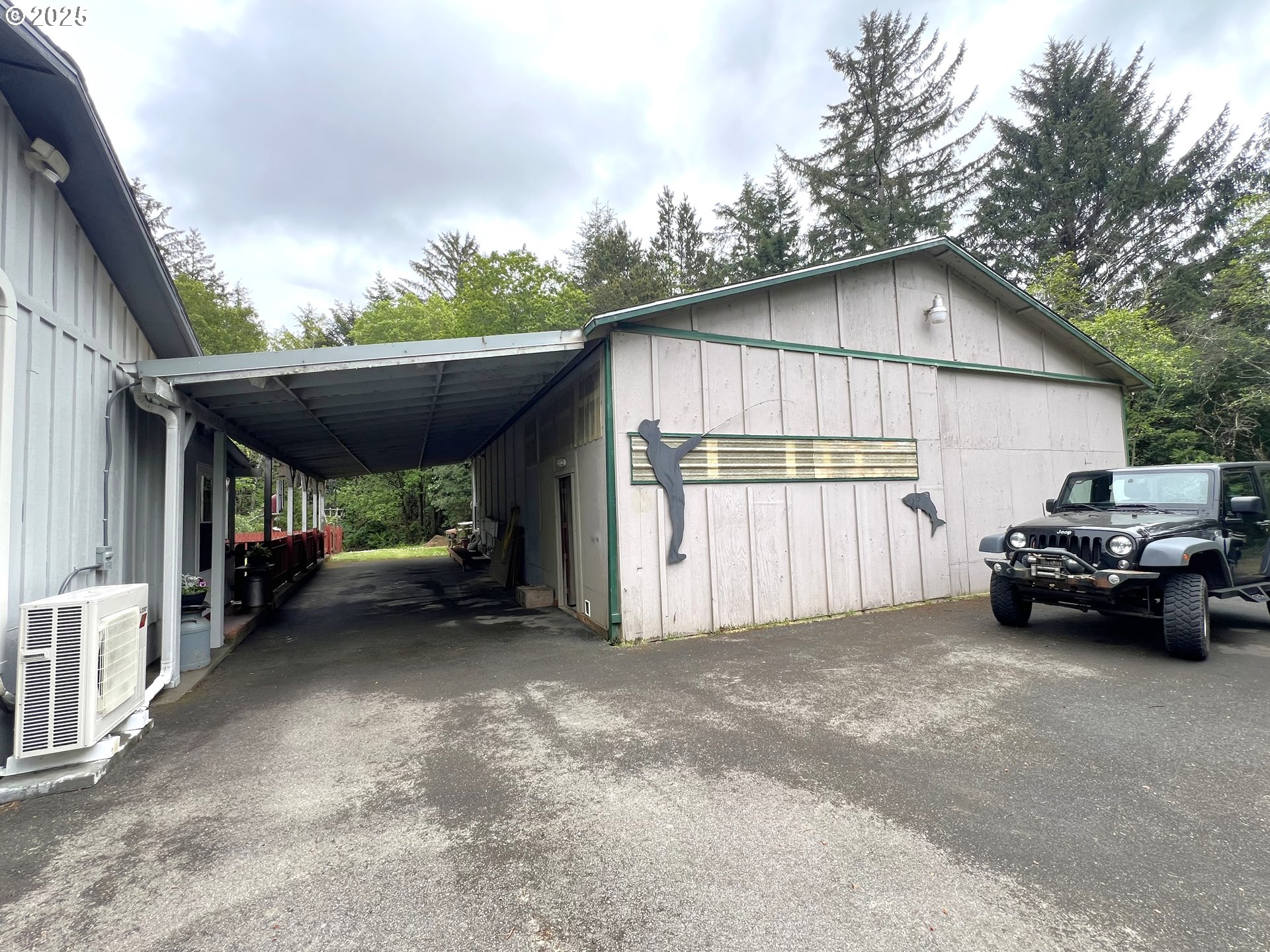 69215 Wildwood Road North Bend, OR 97459 - Photo 8 of 48 Carport