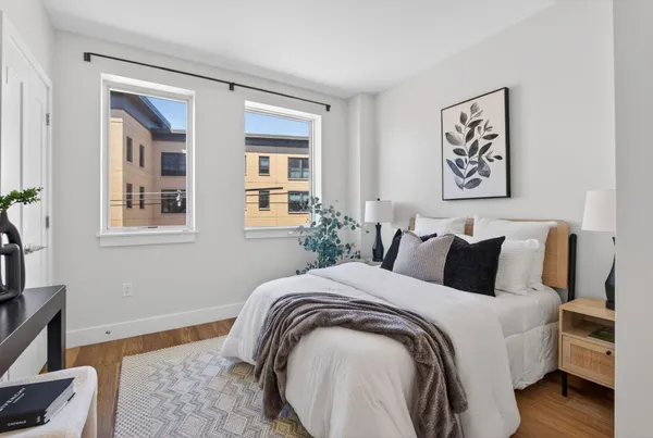 $935,000 | 387 Commercial Street, Unit 535, Portland, ME 04101