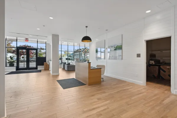 $935,000 | 387 Commercial Street, Unit 535, Portland, ME 04101
