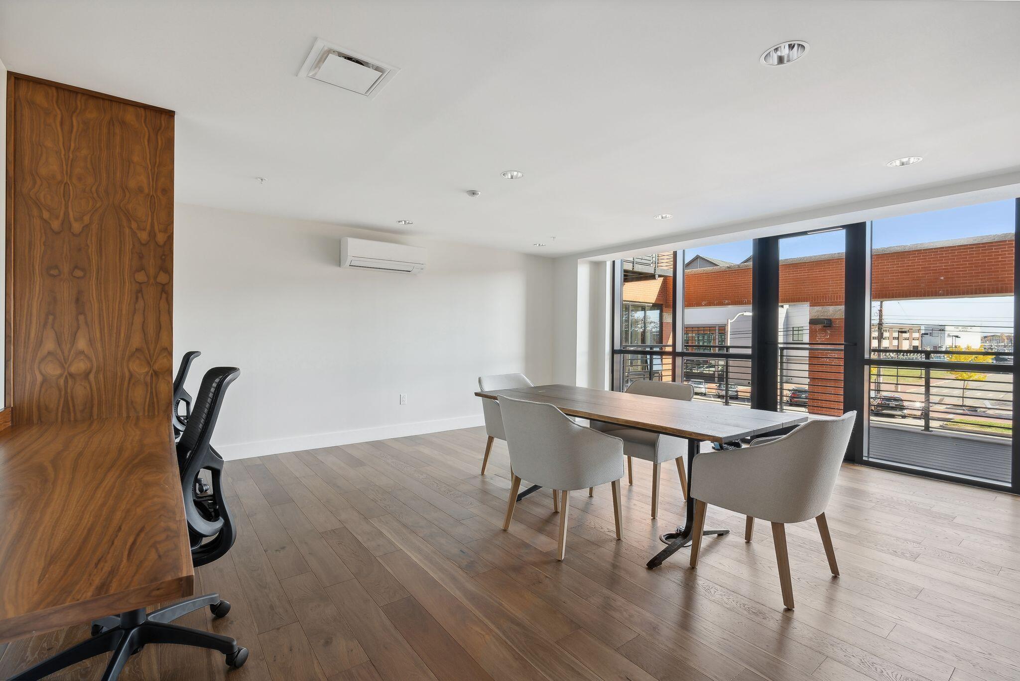 387 Commercial Street, Unit 535 Portland, ME 04101 - Photo 41 of 58 DSC05232