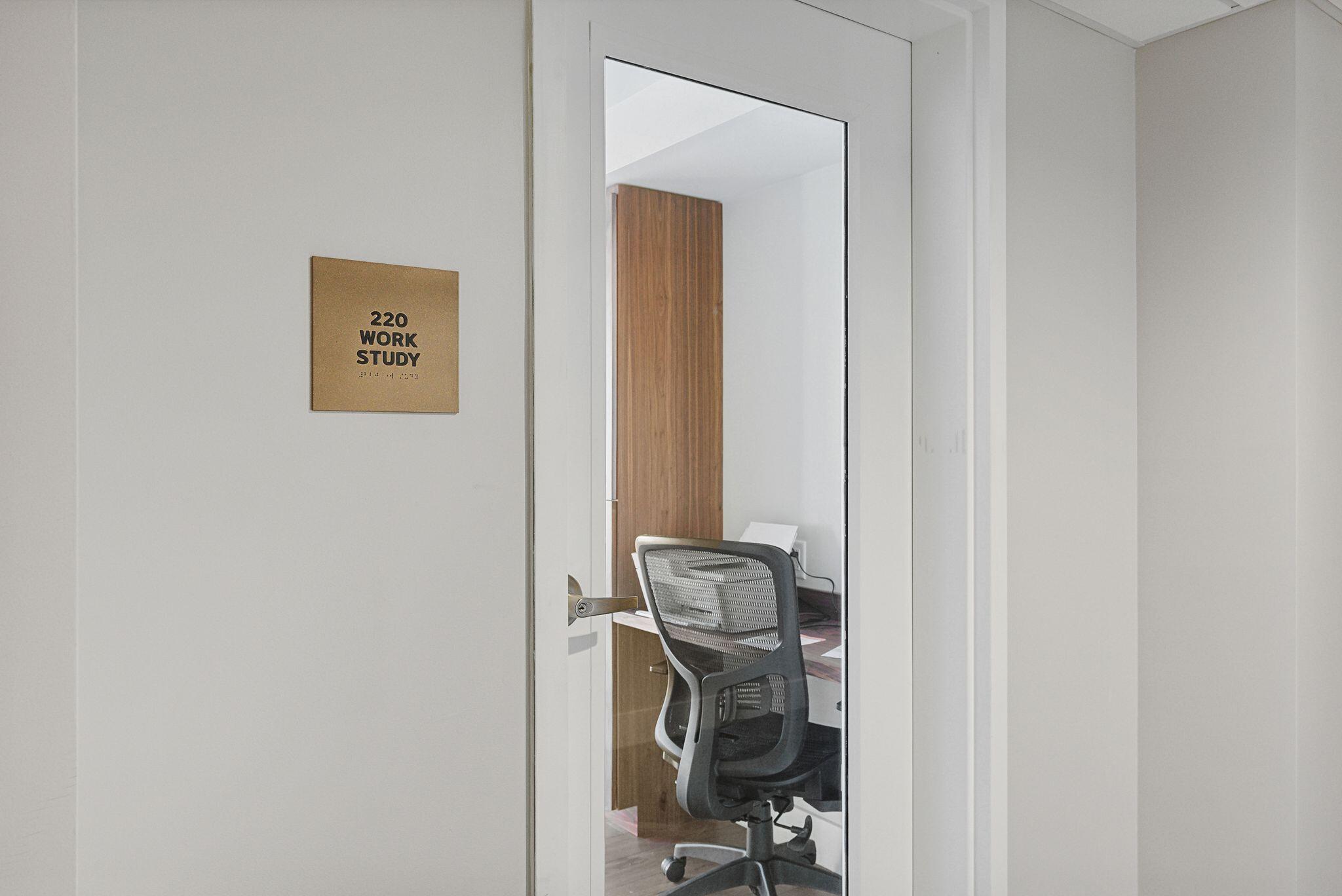 387 Commercial Street, Unit 535 Portland, ME 04101 - Photo 42 of 58 DSC05247