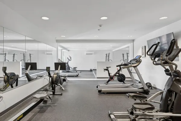 $935,000 | 387 Commercial Street, Unit 535, Portland, ME 04101