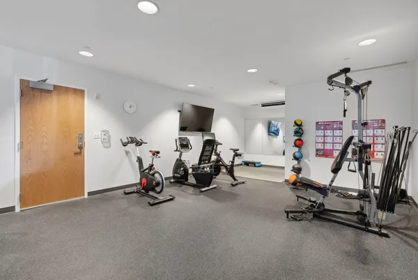 $935,000 | 387 Commercial Street, Unit 535, Portland, ME 04101