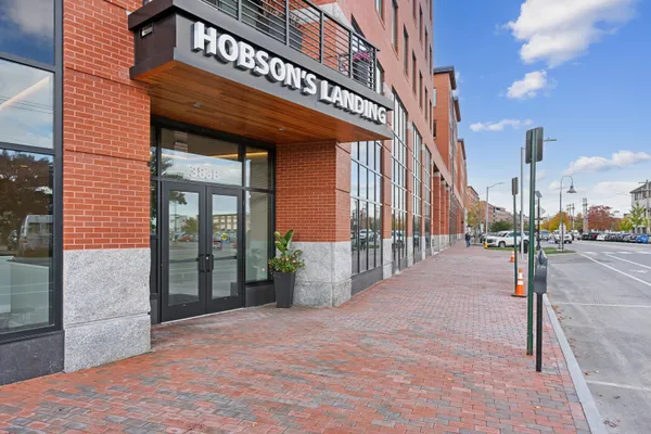 $935,000 | 387 Commercial Street, Unit 535, Portland, ME 04101
