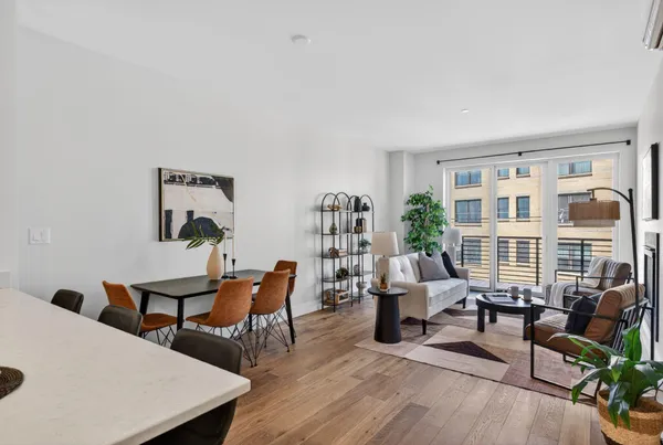 $935,000 | 387 Commercial Street, Unit 535, Portland, ME 04101