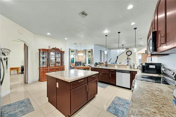 $688,000 | 6112 Northwest Ginger Lane, Port St. Lucie, FL 34986