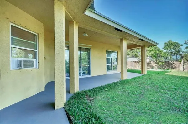 $688,000 | 6112 Northwest Ginger Lane, Port St. Lucie, FL 34986