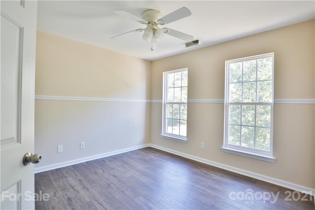 13008 Phillips Road Matthews, NC 28105 - Photo 14 of 17 Gallery Image 14