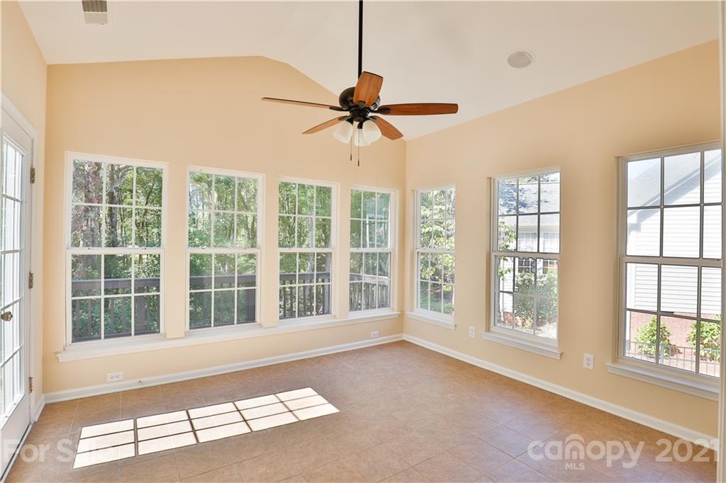 13008 Phillips Road Matthews, NC 28105 - Photo 9 of 17 Gallery Image 9