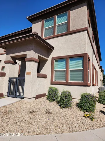 a view of a building that has windows