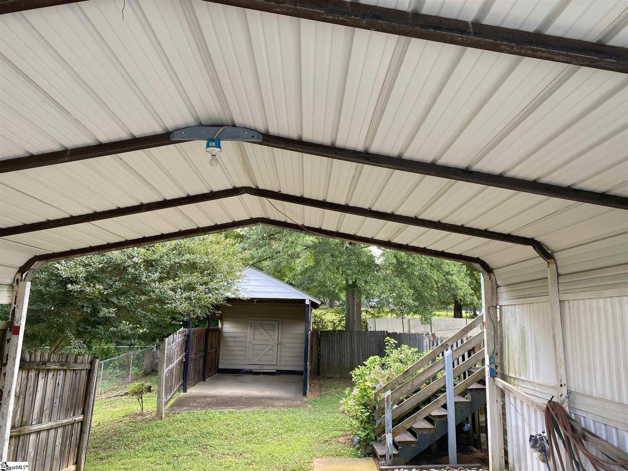 360 State Rd S-42-9796 Duncan, SC 29334 - Photo 3 of 18 Gallery Image 3