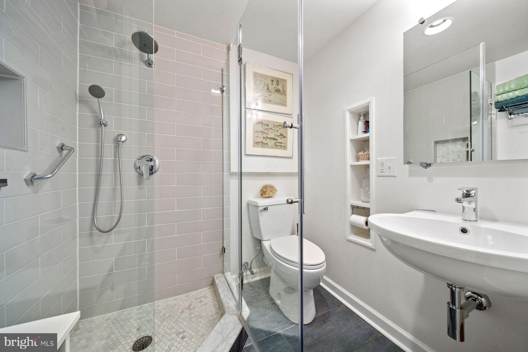 121 Hilltop Road Philadelphia, PA 19118 - Photo 12 of 21 Gallery Image 12