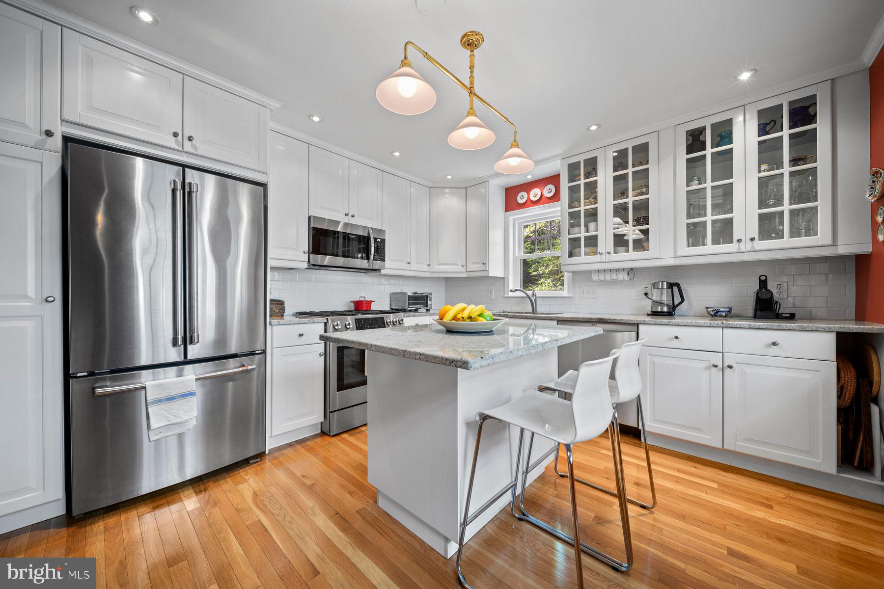 121 Hilltop Road Philadelphia, PA 19118 - Photo 6 of 21 Gallery Image 6
