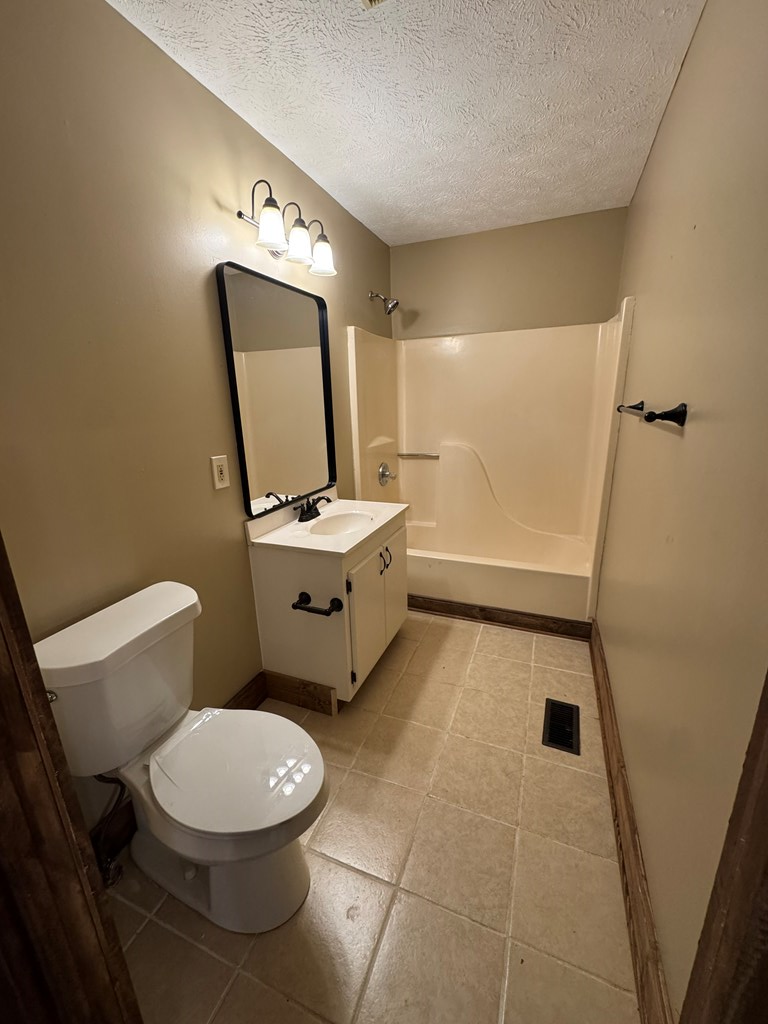 678 Lakeview Circle Morganton, GA 30560 - Photo 5 of 18