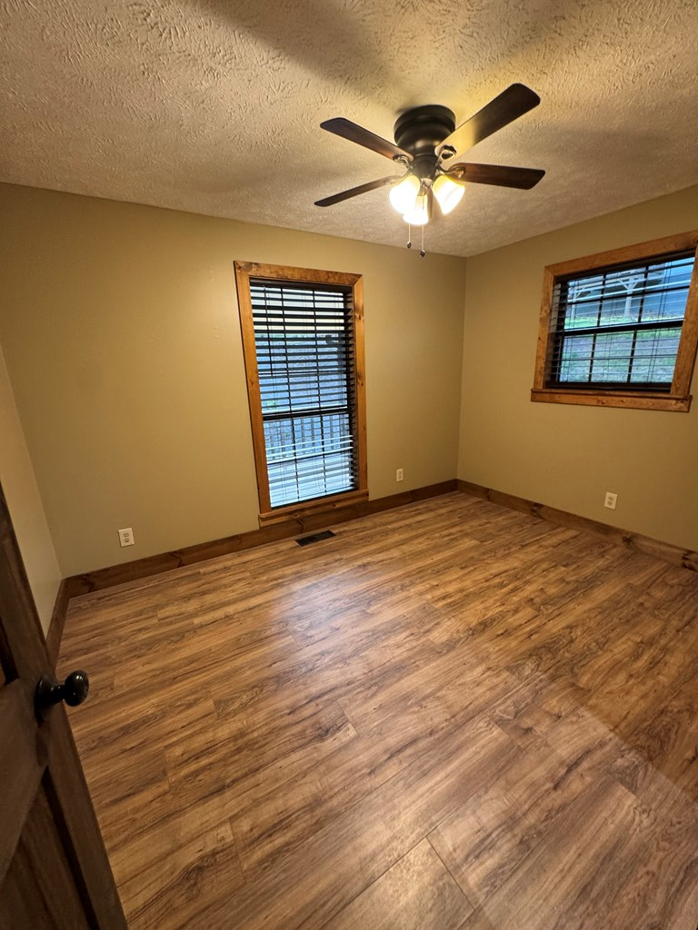 678 Lakeview Circle Morganton, GA 30560 - Photo 9 of 18