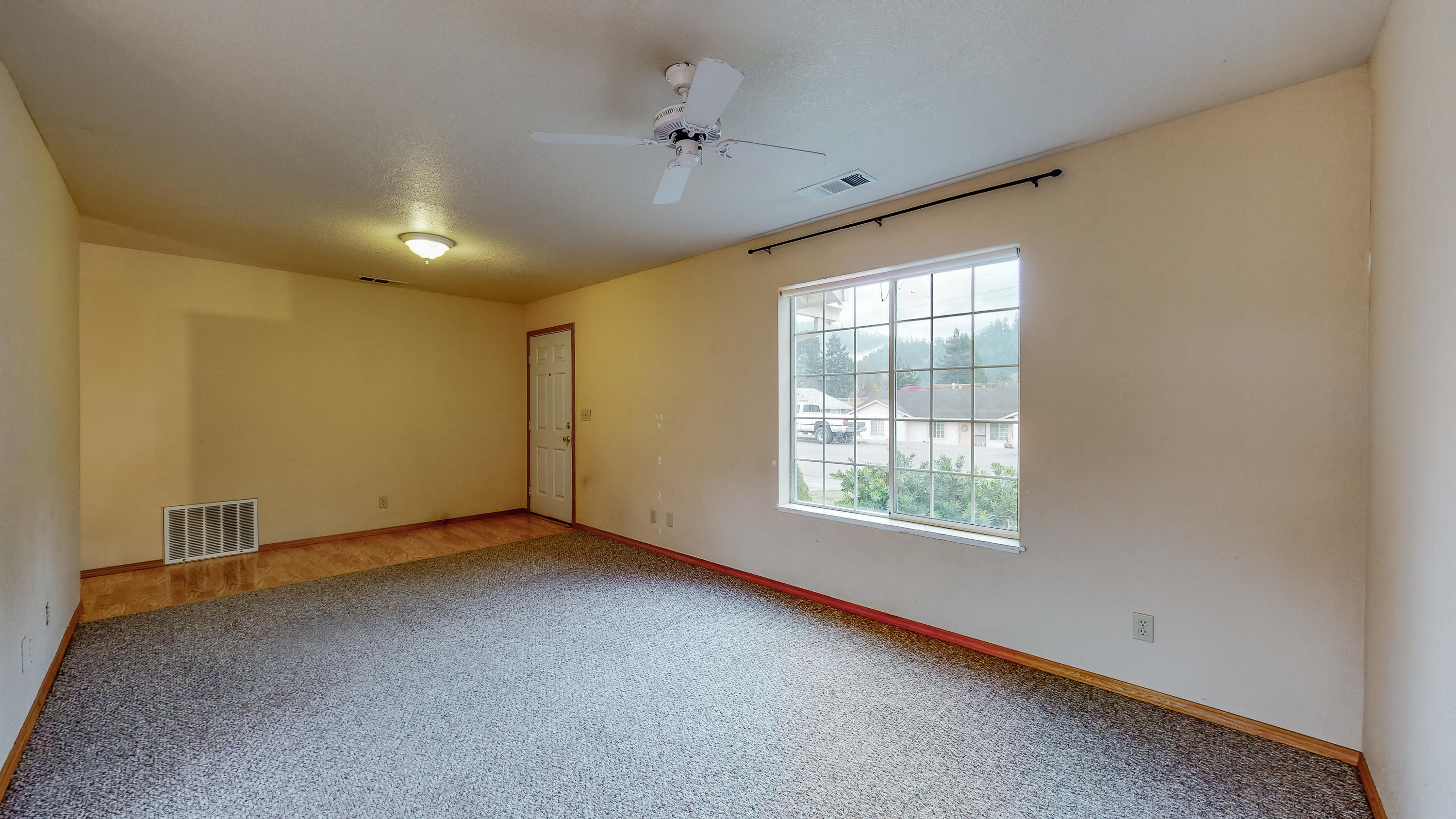 128 Meadow Bridge Lane Rio Dell, CA 95562 - Photo 12 of 43