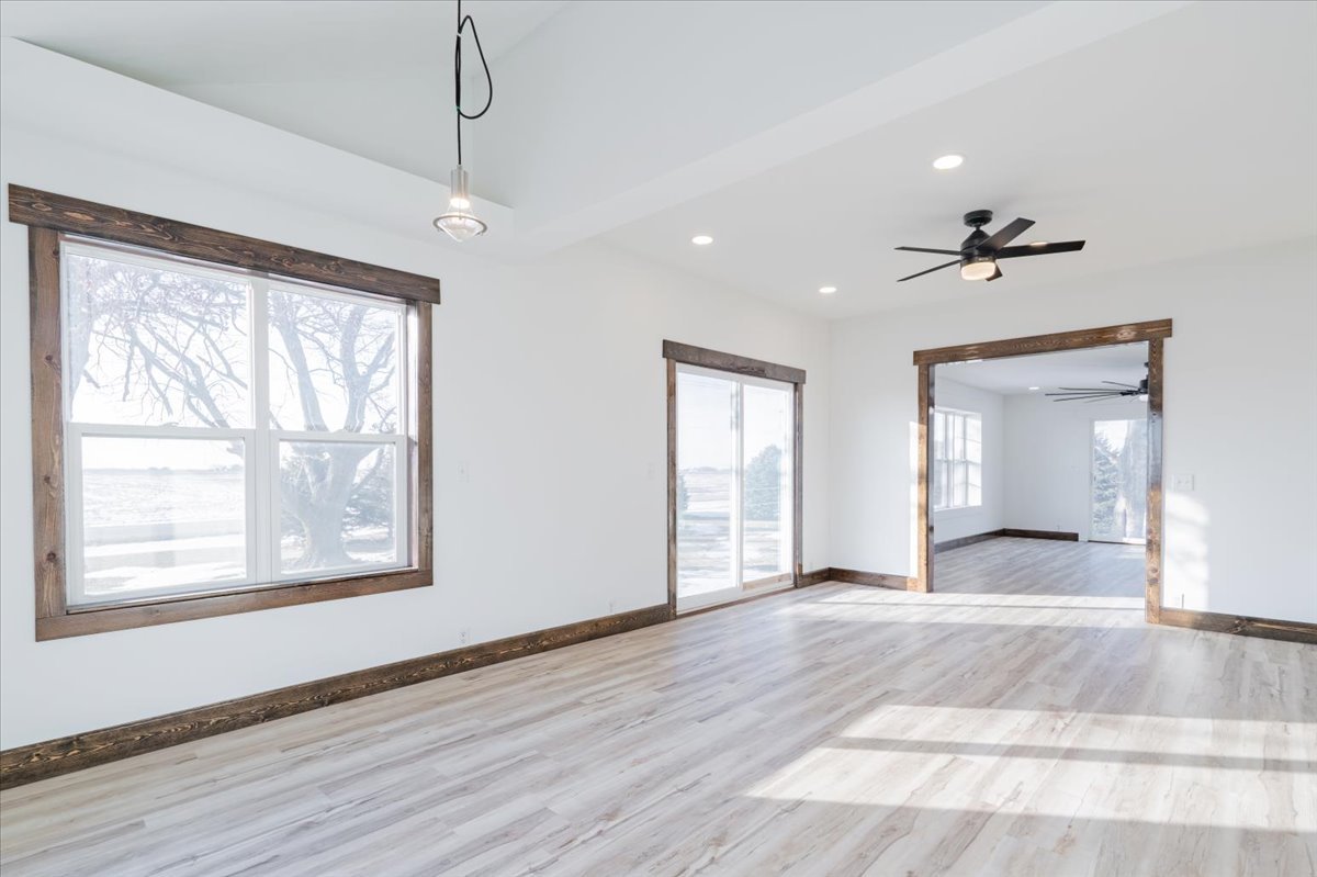 10788 North 1000 E Road Chenoa, IL 61726 - Photo 17 of 50