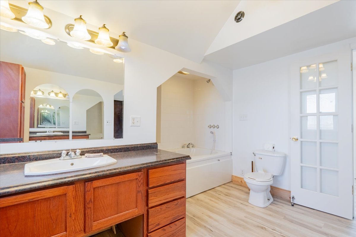 10788 North 1000 E Road Chenoa, IL 61726 - Photo 42 of 50