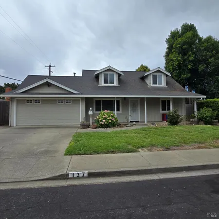 $3,000 | 137 Anita Court, Vacaville, CA 95688