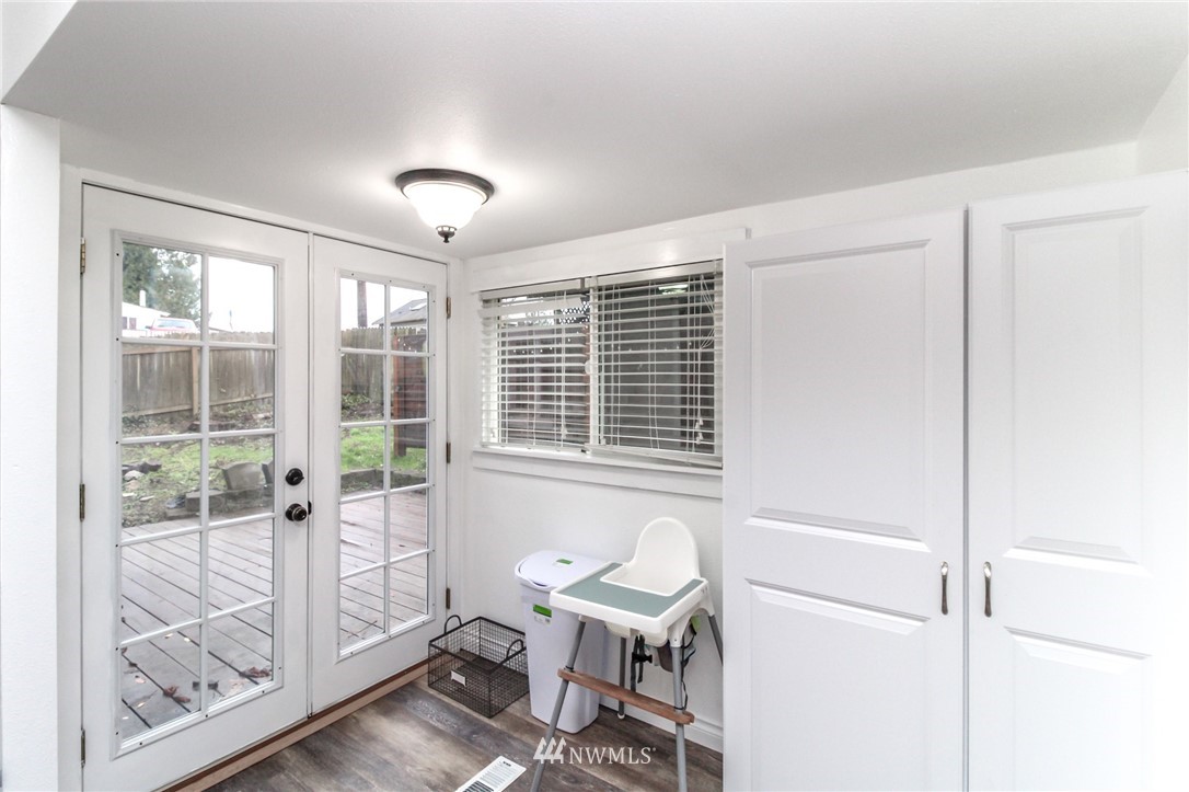 881 Retsil Road East Port Orchard, WA 98366 - Photo 11 of 24 Gallery Image 11
