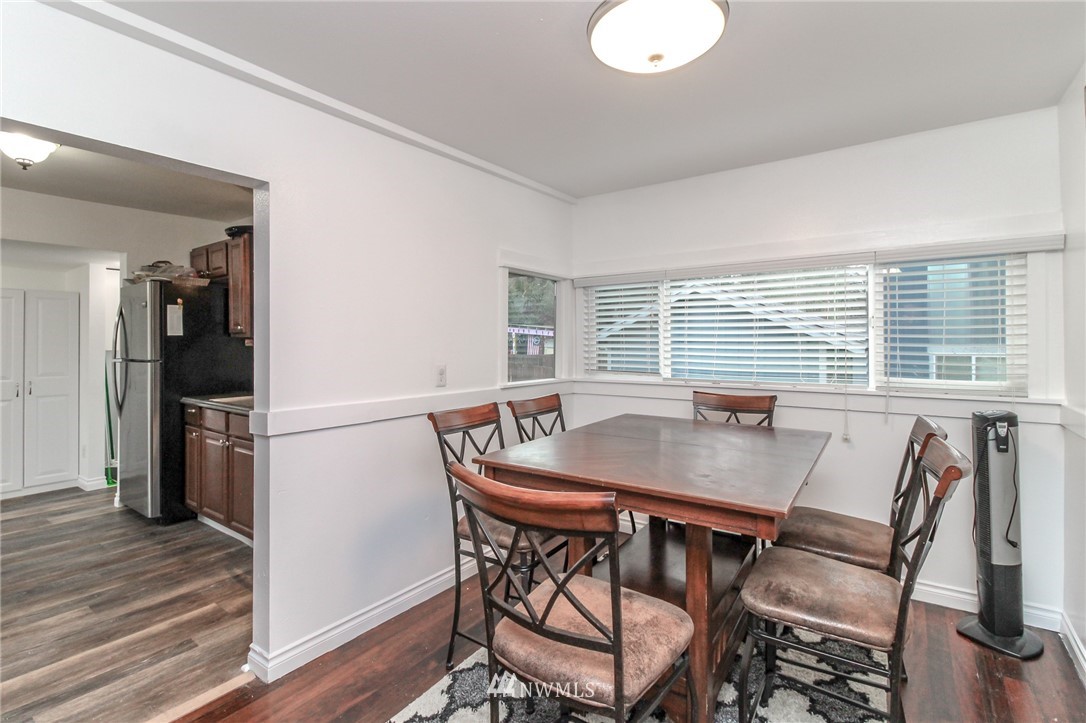 881 Retsil Road East Port Orchard, WA 98366 - Photo 6 of 24 Gallery Image 6