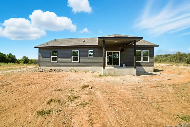 $344,999 | 16724 Tapatio Street, Atascosa, TX 78002