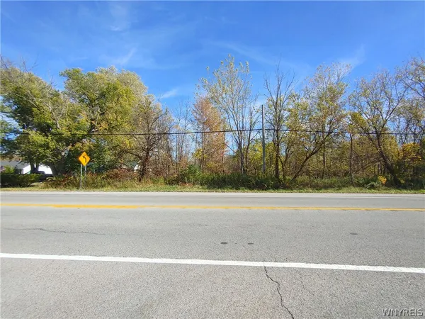 $25,000 | 4307 Lake Avenue, Lockport Town, NY 14094