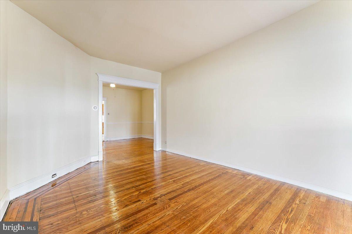 33 Golf Road Upper Darby, PA 19082 - Photo 3 of 19 1st floor BR or living rm