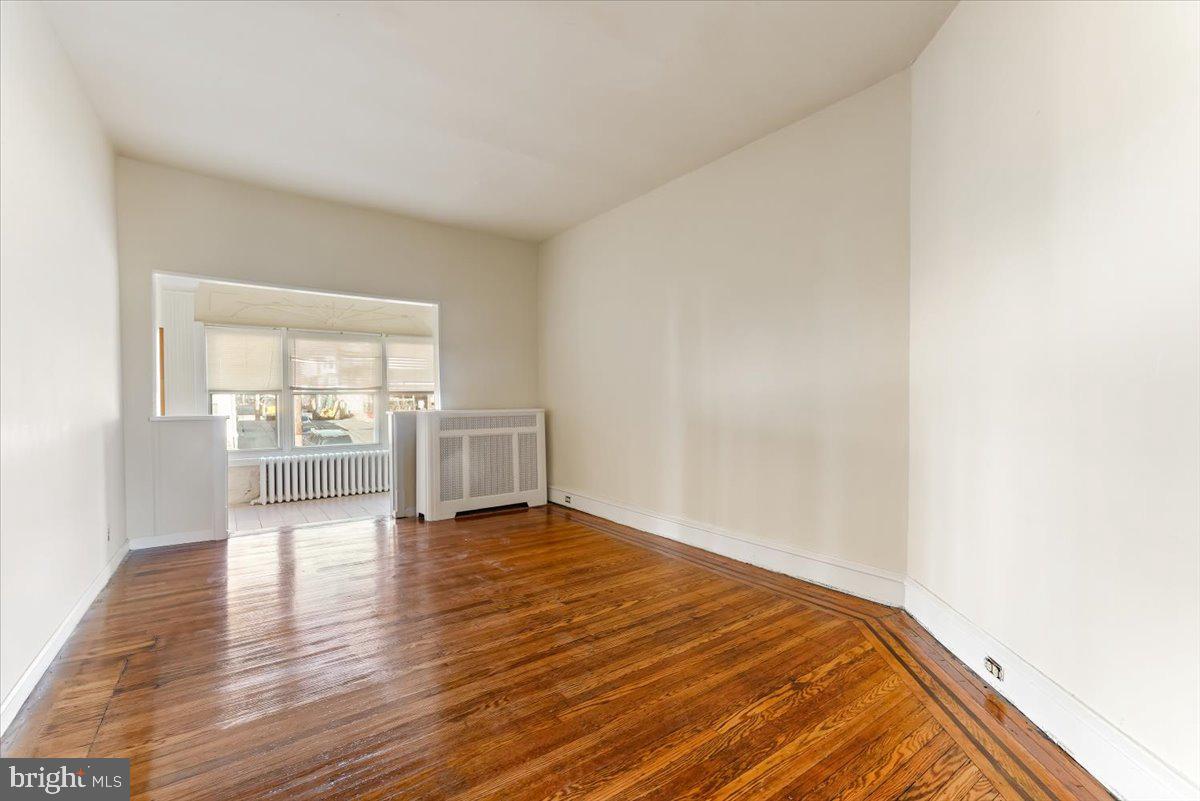 33 Golf Road Upper Darby, PA 19082 - Photo 4 of 19 1st floor