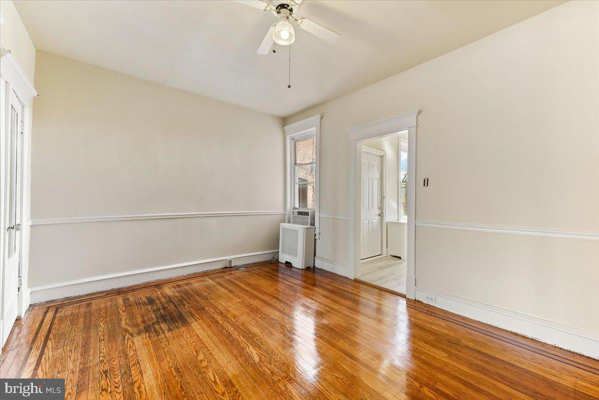 33 Golf Road Upper Darby, PA 19082 - Photo 6 of 19 1st floor