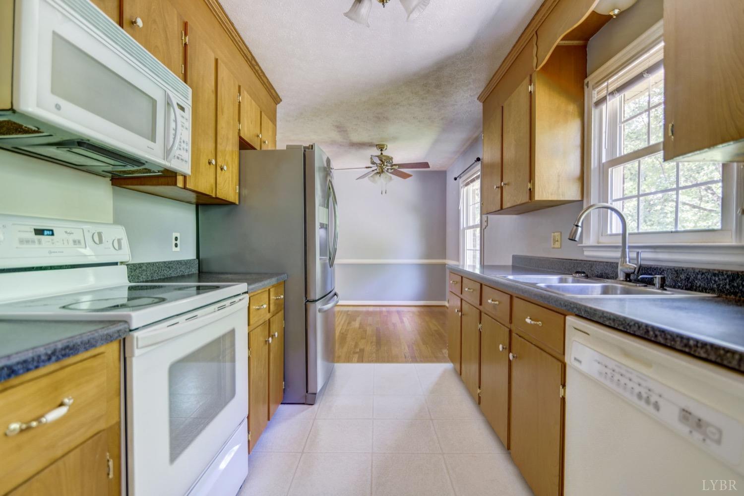 542 Bear Creek Road Rustburg, VA 24588 - Photo 9 of 42 Gallery Image 9