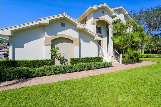 $8,000 | 5636 Whisperwood Boulevard, Unit 1704, Naples, FL 34110