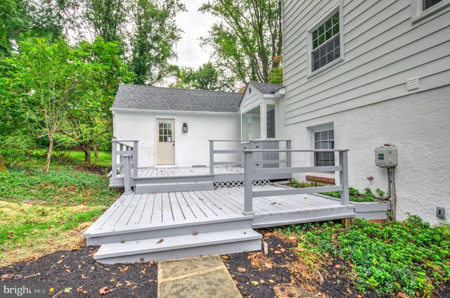 $875,000 | 115 West Bishop Hollow Road, Media, PA 19063