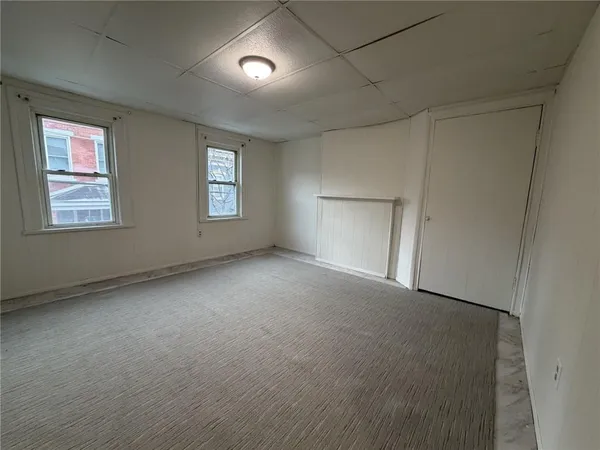 $2,100 | 235 38th Street, Pittsburgh, PA 15201