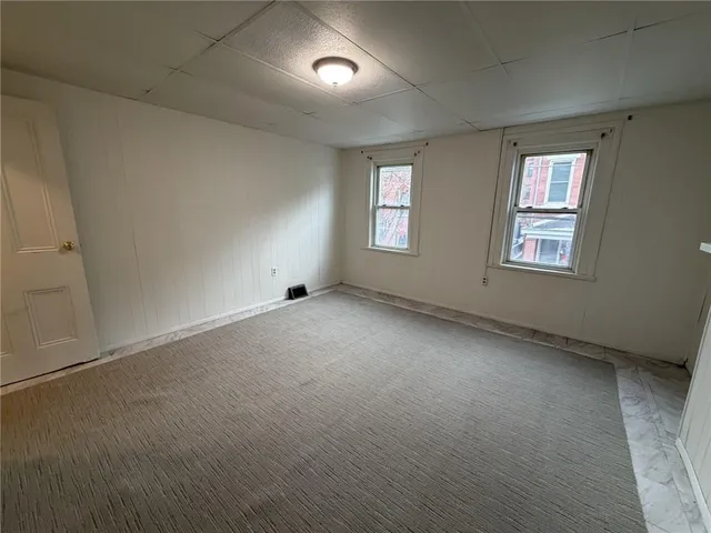 $2,600 | 235 38th Street, Pittsburgh, PA 15201