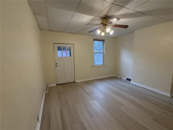 $2,100 | 235 38th Street, Pittsburgh, PA 15201