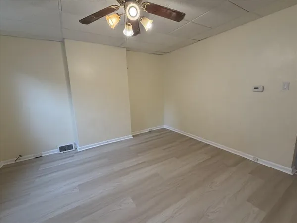 $2,100 | 235 38th Street, Pittsburgh, PA 15201
