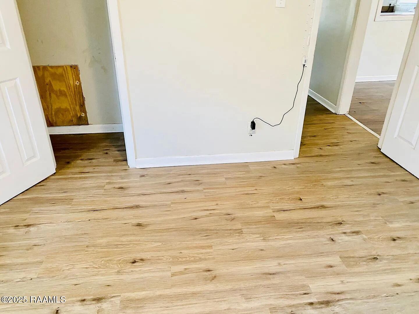 406 D Arceneaux Road Scott, LA 70583 - Photo 7 of 11 406 D Arceneaux - bedroom 1 closet