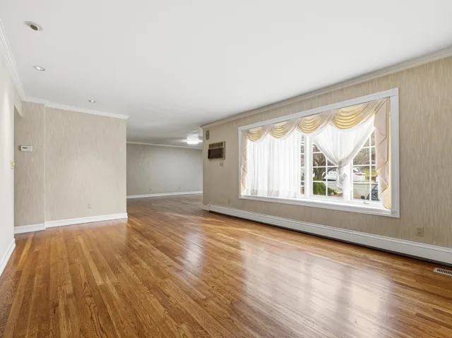 $4,500 | 411 10th Street, Unit 1, Palisades Park, NJ 07650