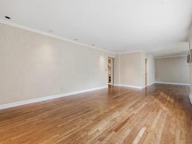 $4,500 | 411 10th Street, Unit 1, Palisades Park, NJ 07650