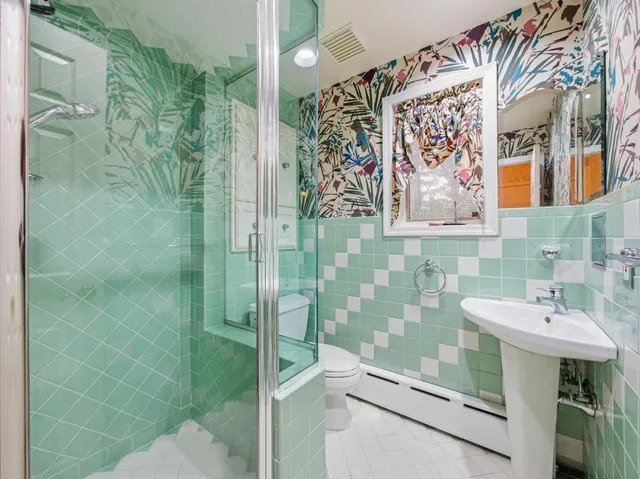 $4,500 | 411 10th Street, Unit 1, Palisades Park, NJ 07650