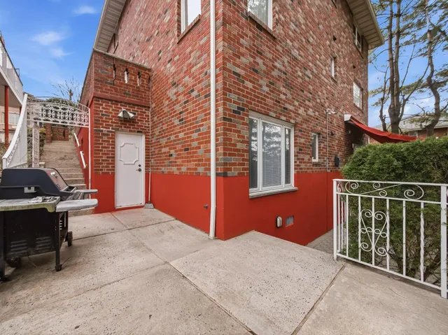 $4,500 | 411 10th Street, Unit 1, Palisades Park, NJ 07650