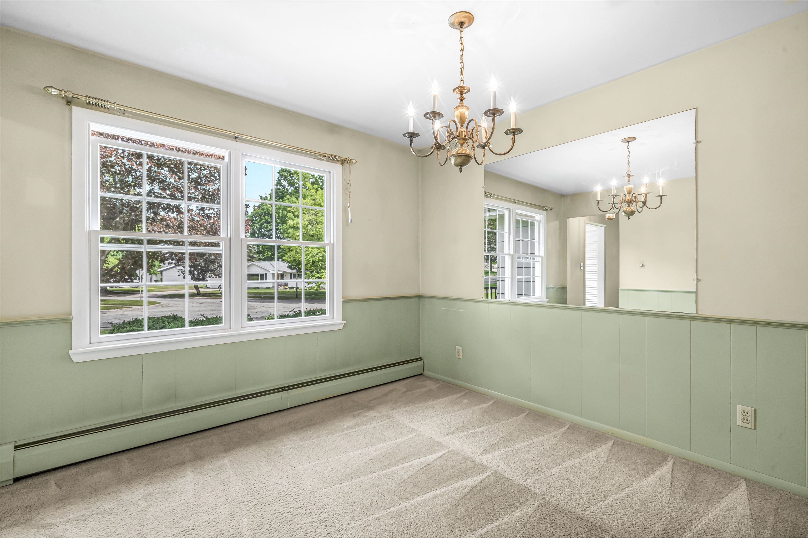 424 Crestview Street Cadillac, MI 49601 - Photo 20 of 62 1946655-7f8c7cde-7b1d-4840-a028-2d09d1859758.JPG