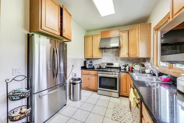 $1,395,000 | 45 Willow Bay Drive, South Barrington, IL 60010