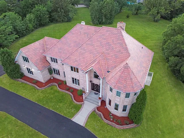 $1,395,000 | 45 Willow Bay Drive, South Barrington, IL 60010
