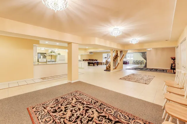 $1,395,000 | 45 Willow Bay Drive, South Barrington, IL 60010