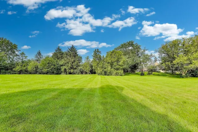 $1,395,000 | 45 Willow Bay Drive, South Barrington, IL 60010