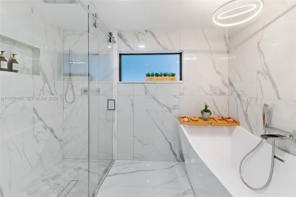 $6,000 | 830 Southwest 93rd Avenue, Miami, FL 33174