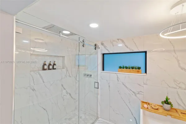 $6,000 | 830 Southwest 93rd Avenue, Miami, FL 33174