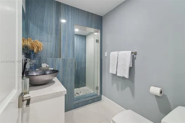 $6,000 | 830 Southwest 93rd Avenue, Miami, FL 33174